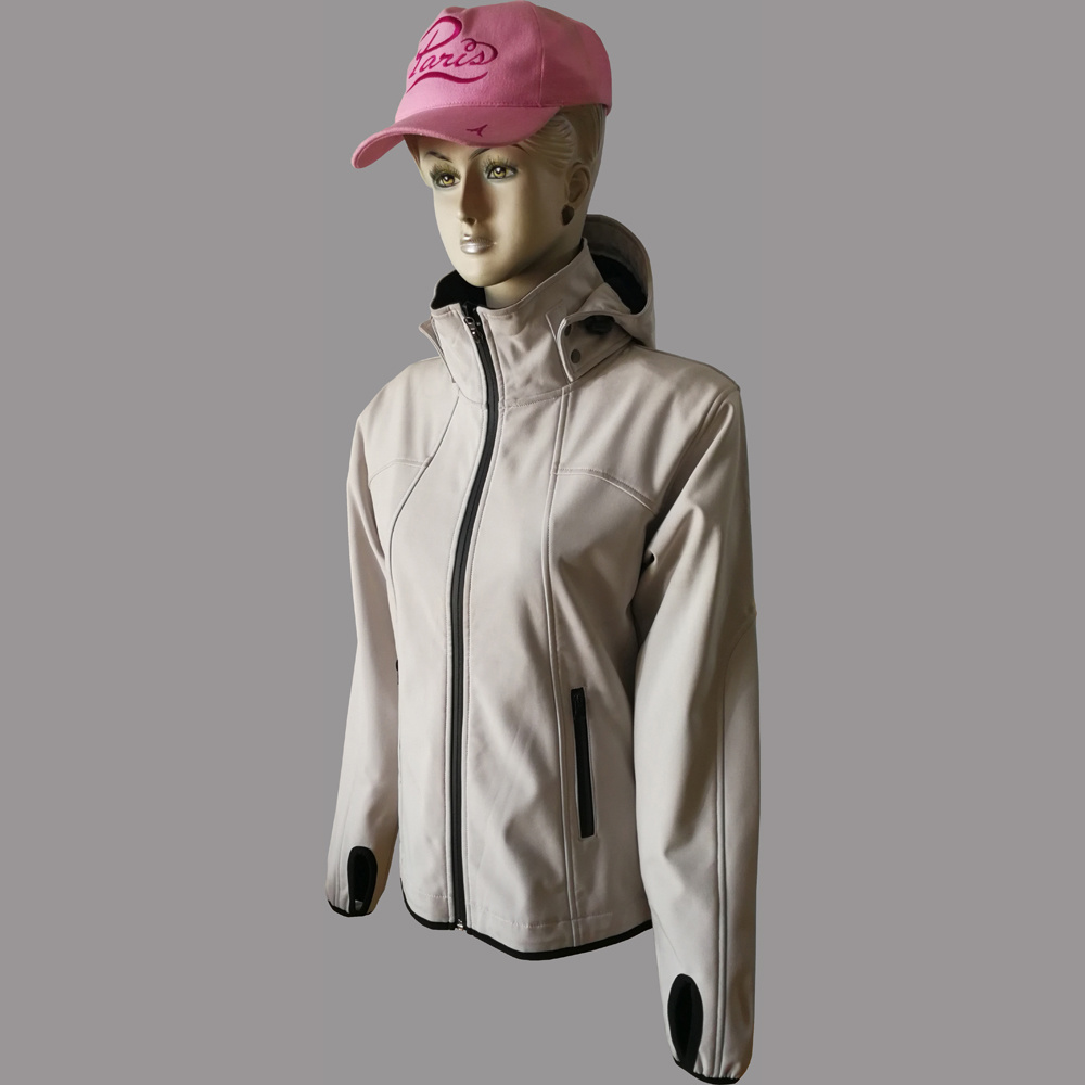 Premium Softshell-jakke for kvinner, med vindtett, vanntett, pustende og varmere